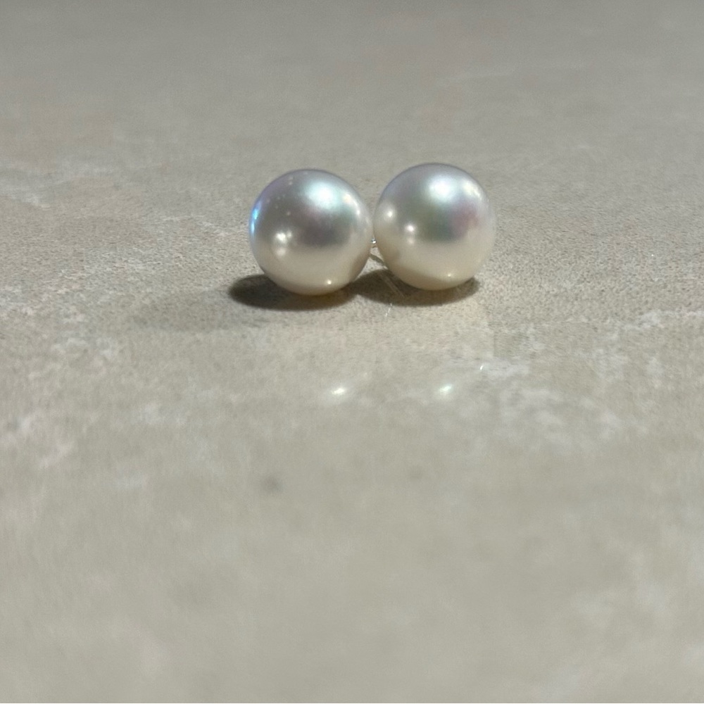 *SOLD eBay* 14k yellow gold and 10mm white button pearl earrings